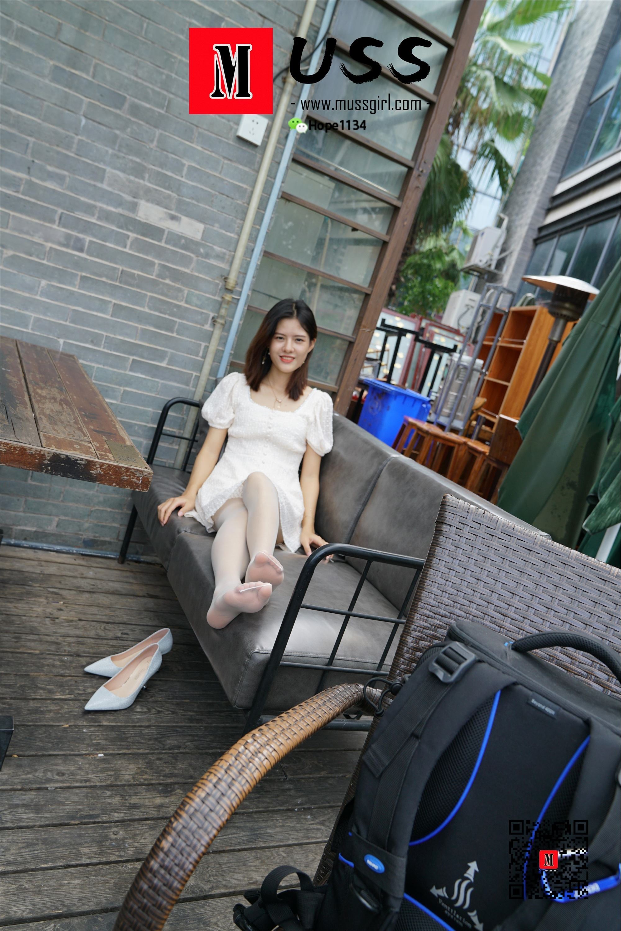 MussGirl慕丝女郎 NO.017 白衣护士与白丝的绝美邂逅小贤